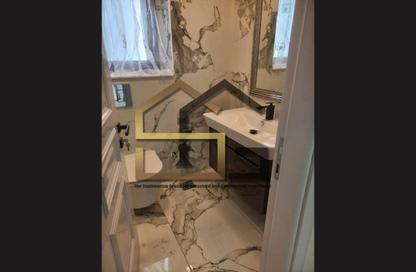 Apartment - 3 Bedrooms - 3 Bathrooms for sale in One 16 - Sheikh Zayed Compounds - Sheikh Zayed City - Giza