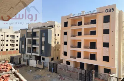 Apartment - 4 Bedrooms - 3 Bathrooms for sale in Bait Alwatan - The 5th Settlement - New Cairo City - Cairo