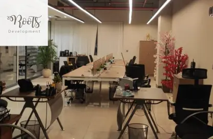 مساحات مكتبية - 2 غرف نوم - 1 حمام للايجار في ذا بورتال - بيفرلي هيلز - كمبوندات الشيخ زايد - الشيخ زايد - الجيزة