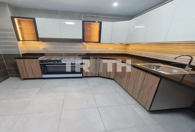 117025417 - Property Image 3