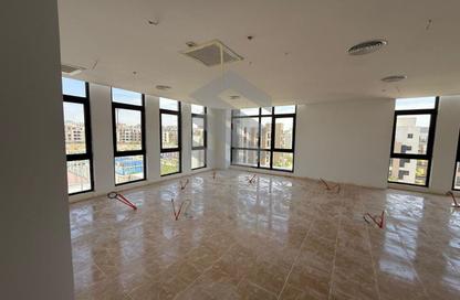 Office Space - Studio - 7+ Bathrooms for rent in District 5 - 5th Settlement Compounds - The 5th Settlement - New Cairo City - Cairo