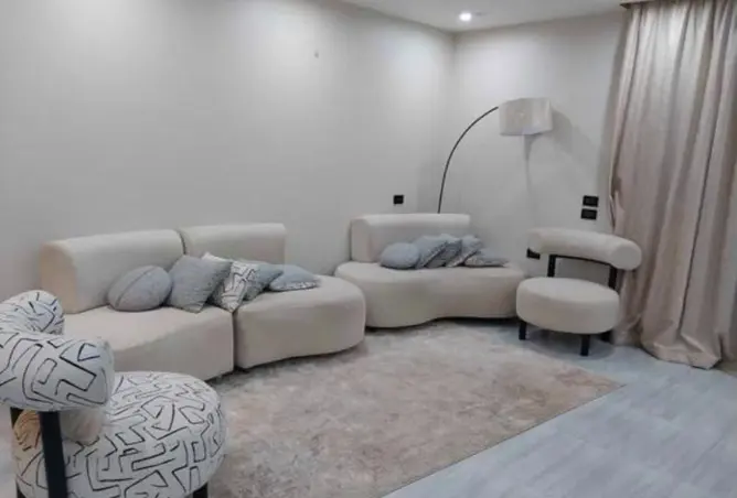 99404162 - Property Image 2