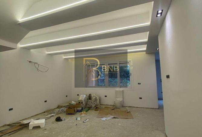 8571983 - Property Image 2