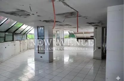 Office Space - 2 Bedrooms - 2 Bathrooms for sale in Mohamed Farid St. - El Hegaz Square - El Nozha - Cairo