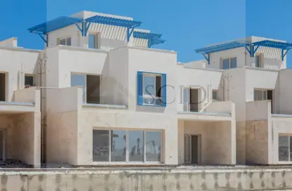 Chalet - 3 Bedrooms - 3 Bathrooms for sale in Naia bay - Ras Al Hekma - North Coast