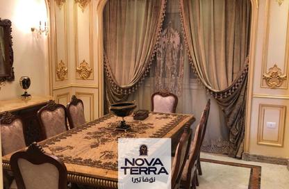 Villa - 4 Bedrooms - 4 Bathrooms for sale in Royal City - Sheikh Zayed Compounds - Sheikh Zayed City - Giza