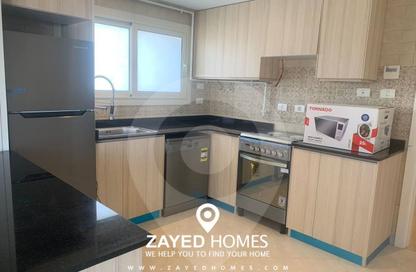 شقة - 2 غرف نوم - 3 حمامات للايجار في نيو جيزة - طريق مصر اسكندرية الصحراوي - مدينة 6 أكتوبر - الجيزة
