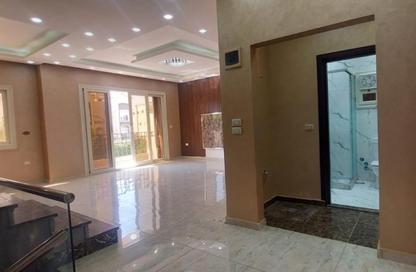 تاون هاوس - 5 - 5 للبيع في قطامية جاردنز - كمبوندات القطامية - القطامية - مدينة القاهرة الجديدة - القاهرة