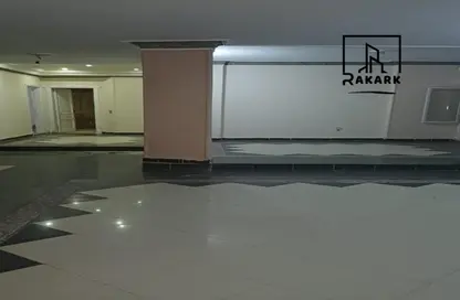 شقة - 3 غرف نوم - 2 حمامات للايجار في شارع طه حسين - النزهه الجديدة - النزهة - القاهرة