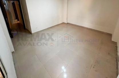 Apartment - 3 Bedrooms - 2 Bathrooms for sale in Sporting - Hay Sharq - Alexandria