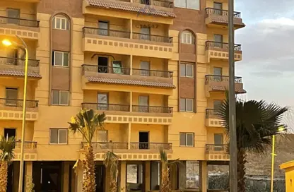 Apartment - 3 Bedrooms - 2 Bathrooms for sale in Bank Center Street - South Teseen St. - The 5th Settlement - New Cairo City - Cairo