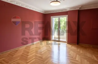 Apartment - 2 Bedrooms - 2 Bathrooms for sale in Aziz Abaza St. - Zamalek - Cairo