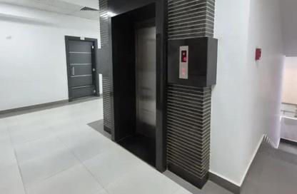 Office Space - Studio - 1 Bathroom for sale in Cairo Business Plaza - North Teseen St. - The 5th Settlement - New Cairo City - Cairo