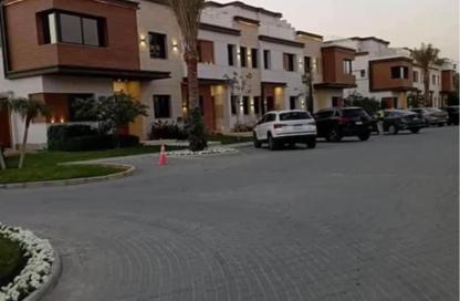 تاون هاوس - 4 غرف نوم - 4 حمامات للبيع في ازار - كمبوندات التجمع الخامس - التجمع الخامس - مدينة القاهرة الجديدة - القاهرة تاون هاوس - 4 غرف نوم - 4 حمامات للبيع في ازار - كمبوندات التجمع الخامس - التجمع الخامس - مدينة القاهرة الجديدة - القاهرة
