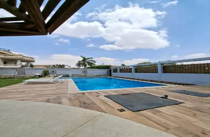 Villa - 4 Bedrooms - 5 Bathrooms for sale in Al Shorouk 2000 - El Shorouk Compounds - Shorouk City - Cairo
