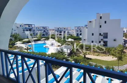 شاليه - 2 غرف نوم - 2 حمامات للبيع في ماونتن فيو راس الحكمة - راس الحكمة - الساحل الشمالي