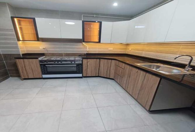 8530048 - Property Image 3