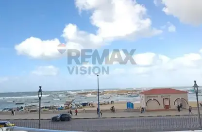 Apartment - 3 Bedrooms - 2 Bathrooms for sale in El Gaish Road - Miami - Hay Awal El Montazah - Alexandria