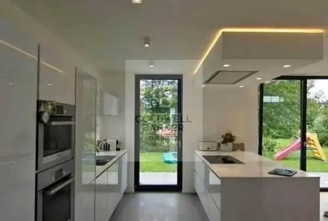 112697444 - Property Image 2