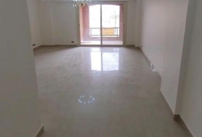 75398317 - Property Image 2