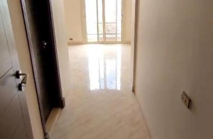 Apartment - 3 Bedrooms - 2 Bathrooms for rent in Green 3 - 2nd District - Sheikh Zayed City - Giza