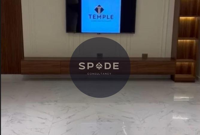 67993570 - Property Image 3