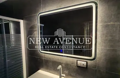 مساحات مكتبية - غرفة نوم - 1 حمام للايجار في وان قطامية - كمبوندات القطامية - القطامية - مدينة القاهرة الجديدة - القاهرة