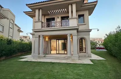 Villa - 4 Bedrooms - 4 Bathrooms for sale in Privado - Madinaty - Cairo
