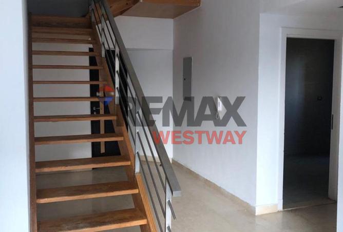 69826705 - Property Image 3