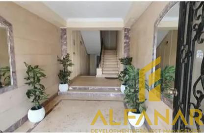 Apartment - 5 Bedrooms - 3 Bathrooms for sale in Area D - Ganoob El Acadimia - New Cairo City - Cairo