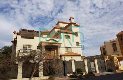 Villa - 6 Bedrooms - 5 Bathrooms for sale in Waslet Dahshur Road - Sheikh Zayed City - Giza