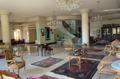 Villa - 6 Bedrooms - 5 Bathrooms for sale in Waslet Dahshur Road - Sheikh Zayed City - Giza