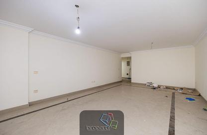 Office Space - 3 Bedrooms - 3 Bathrooms for rent in Al Ekbal St. - Laurent - Hay Sharq - Alexandria