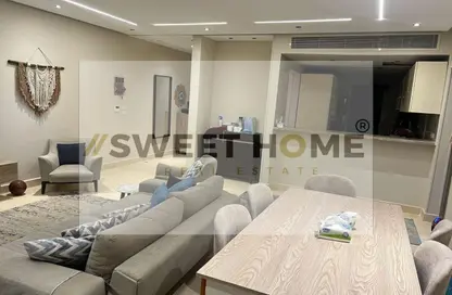 Apartment - 2 Bedrooms - 2 Bathrooms for sale in Lake View Residence - 5th Settlement Compounds - The 5th Settlement - New Cairo City - Cairo