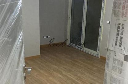 Apartment - 2 Bedrooms - 1 Bathroom for sale in Stone Residence - 5th Settlement Compounds - The 5th Settlement - New Cairo City - Cairo Apartment - 2 Bedrooms - 1 Bathroom for sale in Stone Residence - 5th Settlement Compounds - The 5th Settlement - New Cairo City - Cairo