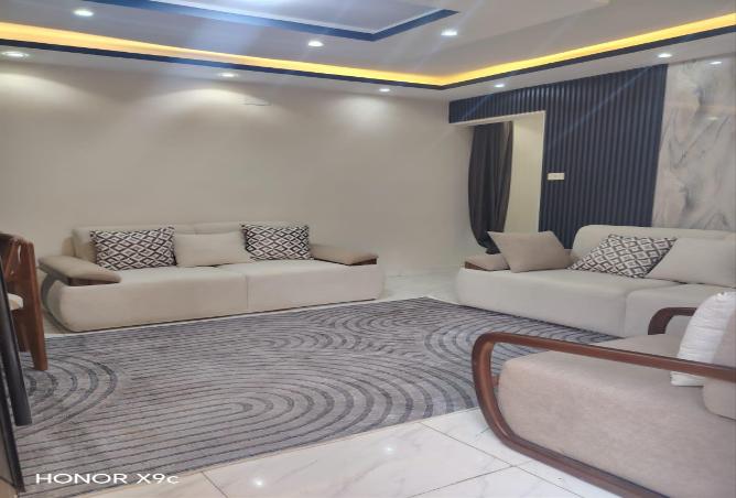 52968404 - Property Main Image