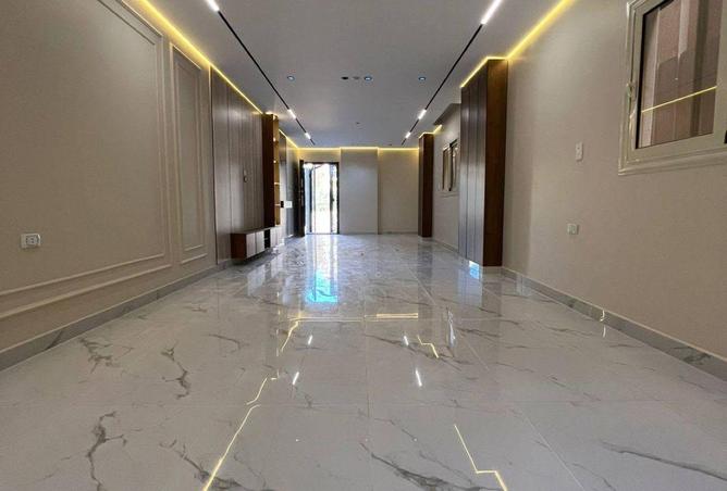 84770354 - Property Main Image