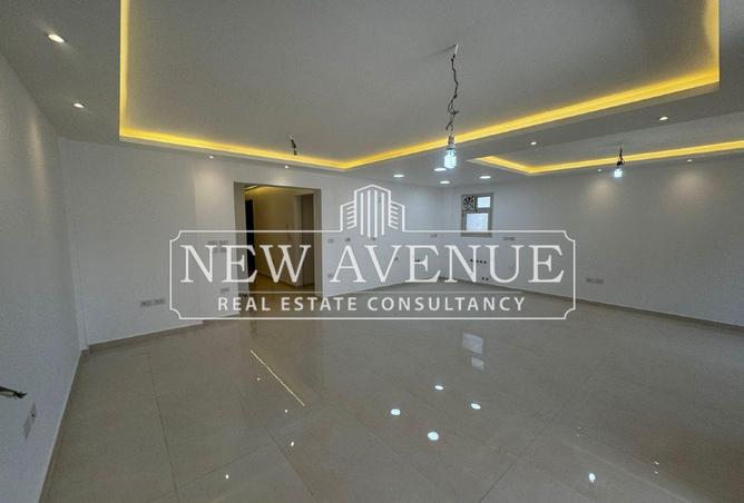 8411400 - Property Image 2