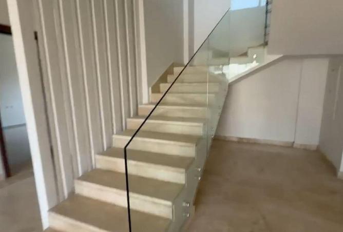 64385034 - Property Image 3