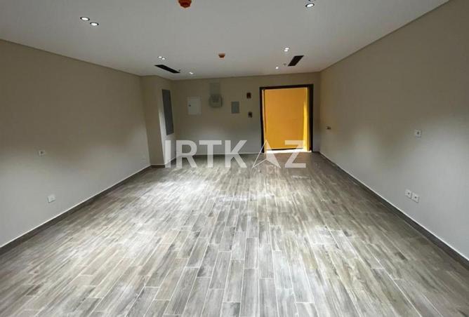 98003937 - Property Main Image