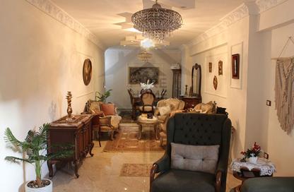 شقة - 3 - 2 للبيع في شارع بورسعيد - سبورتنج - حي شرق - الاسكندرية