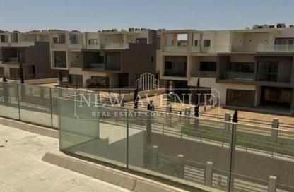 Townhouse - 3 Bedrooms - 3 Bathrooms for sale in Lake Residence - Fifth Square - The 5th Settlement - New Cairo City - Cairo
