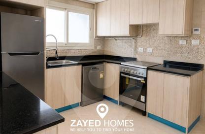 Apartment - 2 Bedrooms - 3 Bathrooms for rent in New Giza - Cairo Alexandria Desert Road - 6 October City - Giza