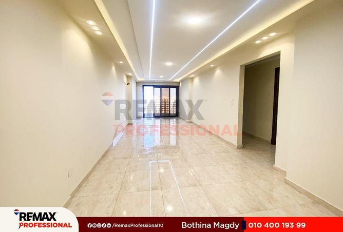 63393255 - Property Main Image