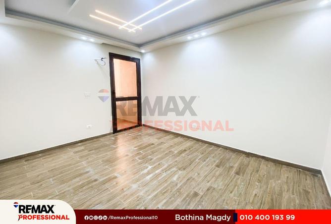 63393255 - Property Image 3