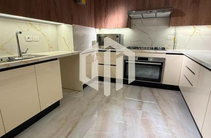 Apartment - 3 - 4 for rent in Galleria Moon Valley - South Investors Area - New Cairo City - Cairo