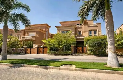Townhouse - 4 Bedrooms - 4 Bathrooms for sale in Al Patio 5 East - El Patio - El Shorouk Compounds - Shorouk City - Cairo