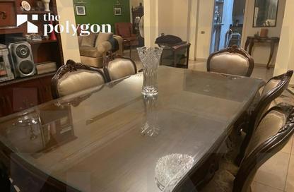 Apartment - 4 Bedrooms - 2 Bathrooms for sale in Al Gehadya St. - Garden City - Cairo
