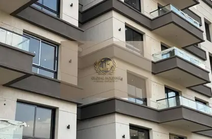 Apartment - 2 Bedrooms - 2 Bathrooms for sale in Creek Town - The 1st Settlement - New Cairo City - Cairo