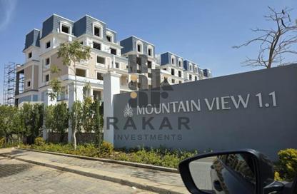 Apartment - 3 Bedrooms - 3 Bathrooms for sale in Mountain View 1.1 - 5th Settlement Compounds - The 5th Settlement - New Cairo City - Cairo
